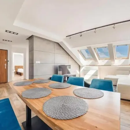 Close-golden - Cozy And Bright - Great Location &swietej Barbary * Gdansk
